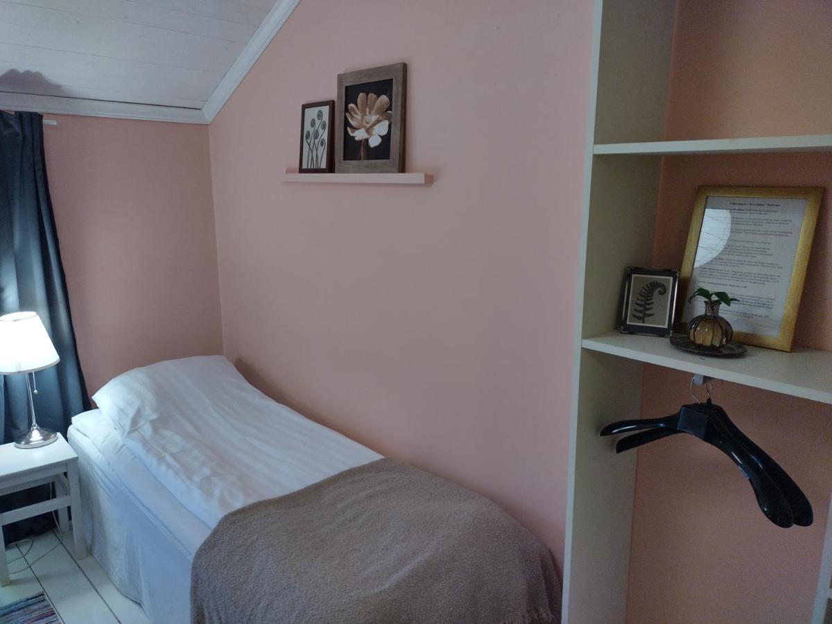 Bed and Breakfast Brobacka Gasthem à Jomala Extérieur photo